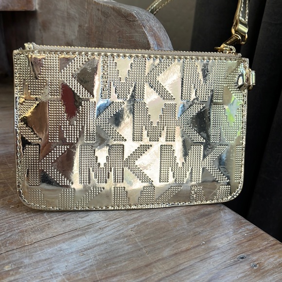 MICHAEL Michael Kors Handbags - ⭐️ MICHAEL Michael Kors small gold wristlet